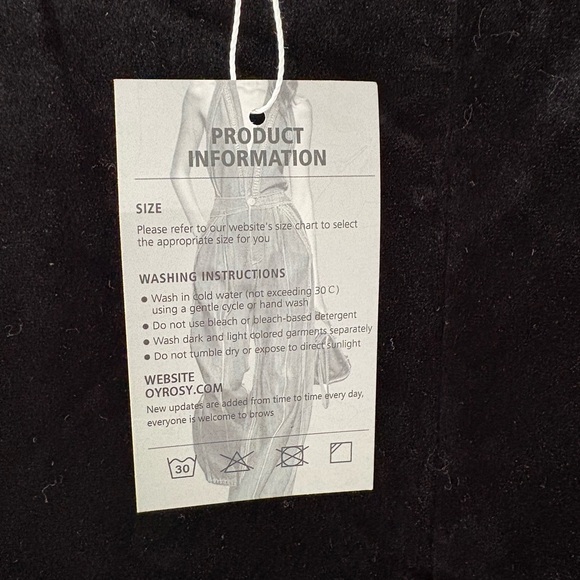 Elegant Black Long Sleeve Dress - Picture 6 of 7